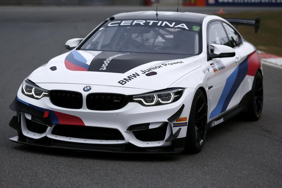  BMW M4 GT4 (F82) 2017 года  (фото 21 из 46)
